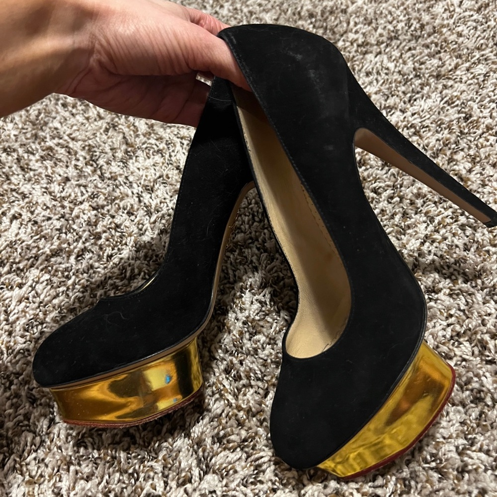 Preowned Charlotte Olympia size 38 heels.